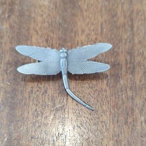 Dragonfly Pin